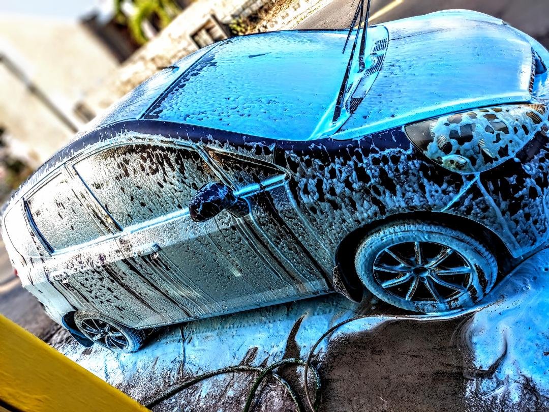 blue snow foam pic